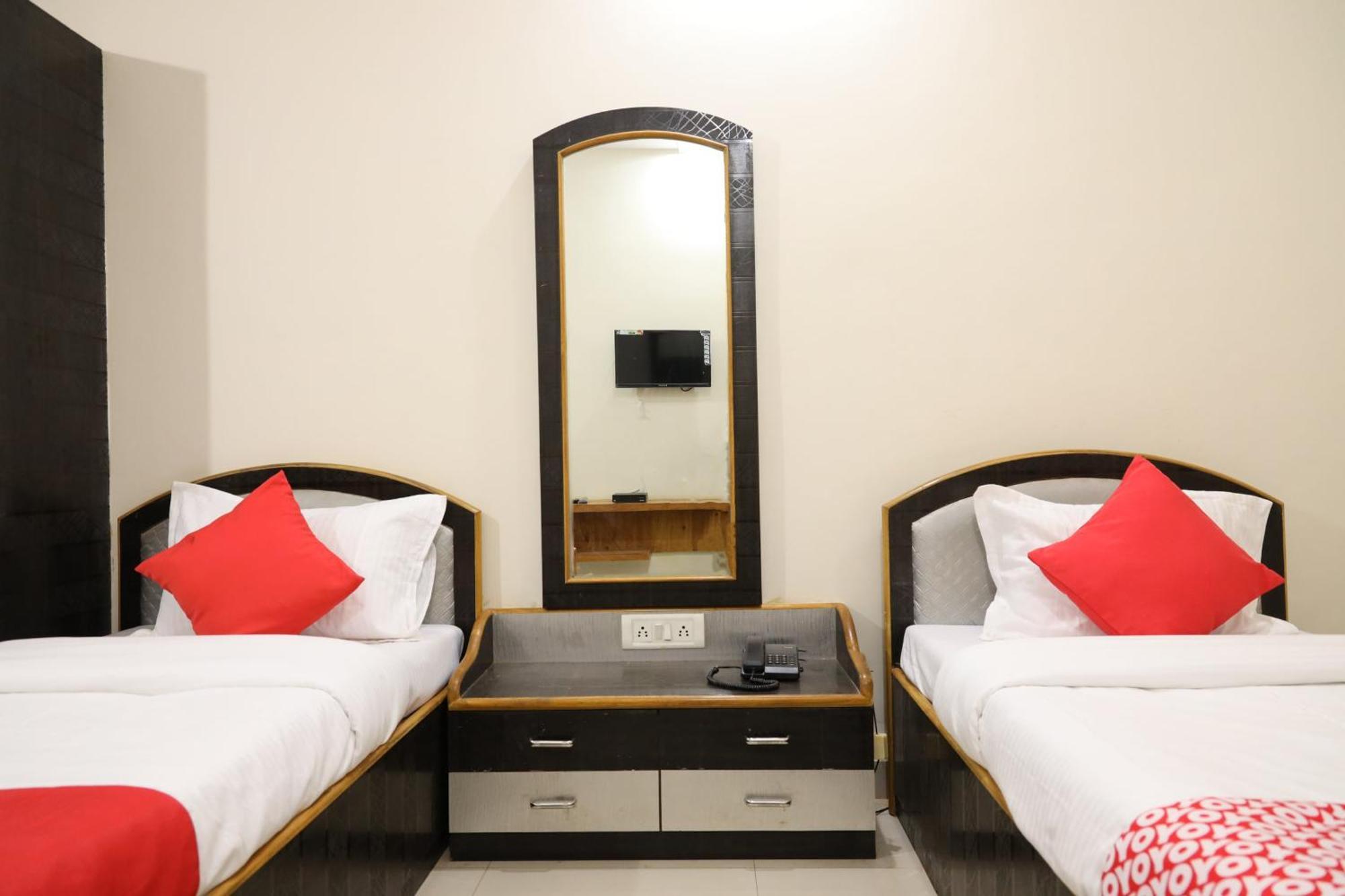 Hotel O Prithvi Inn Nagpur Zewnętrze zdjęcie